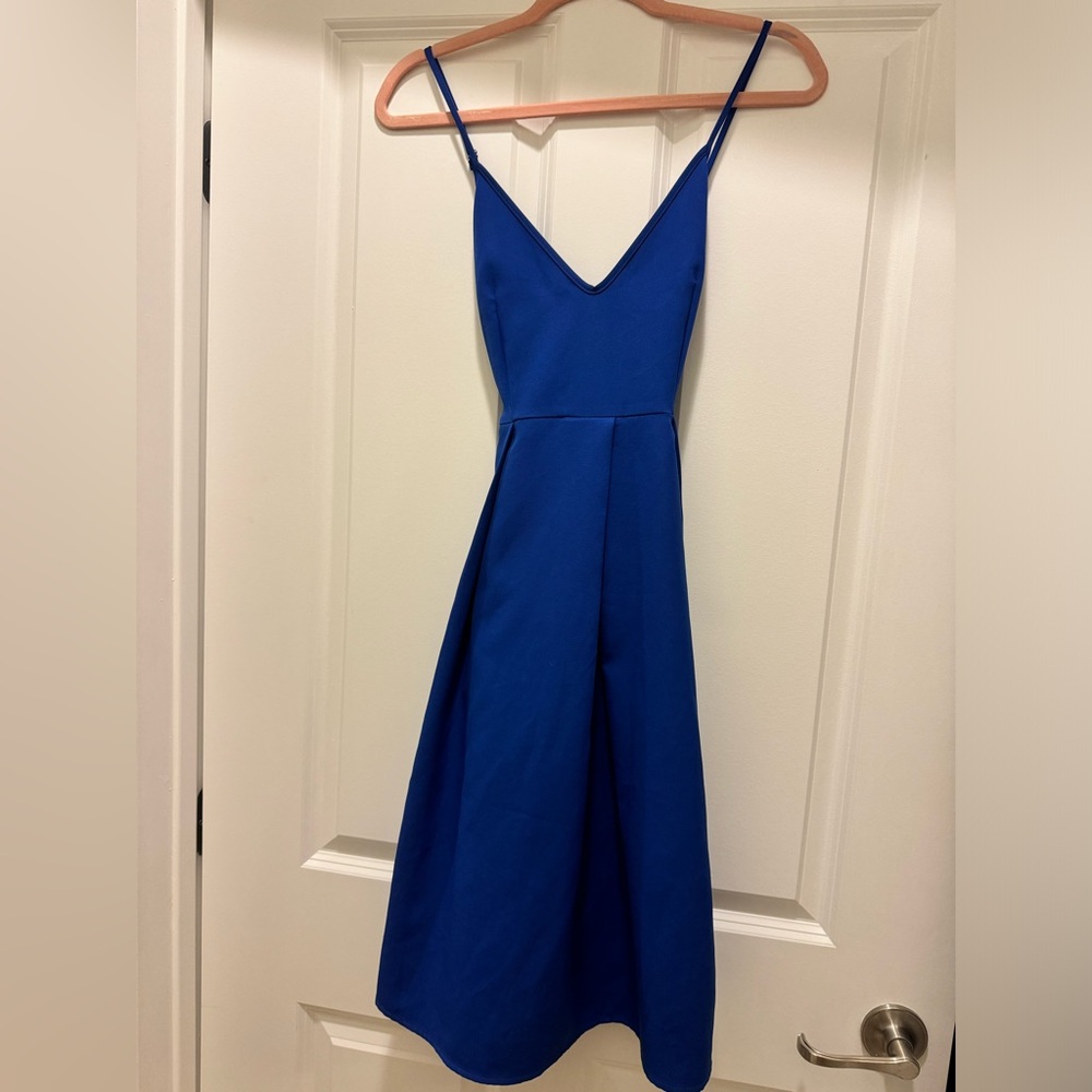 Elegant Blue Women's Dress